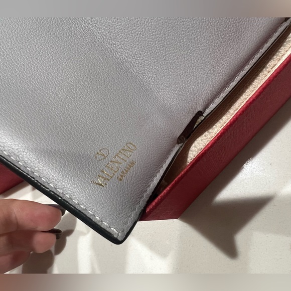 Valentino Tri-fold Compact Wallet - Picture 5 of 14